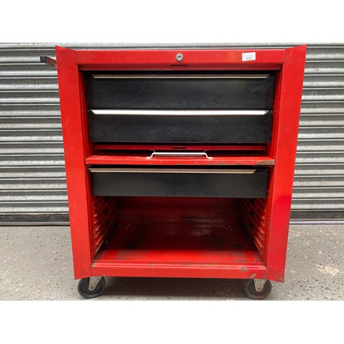 131 - SP Sykes Pickavant tools chest. Dimension: 89cm x 74cm