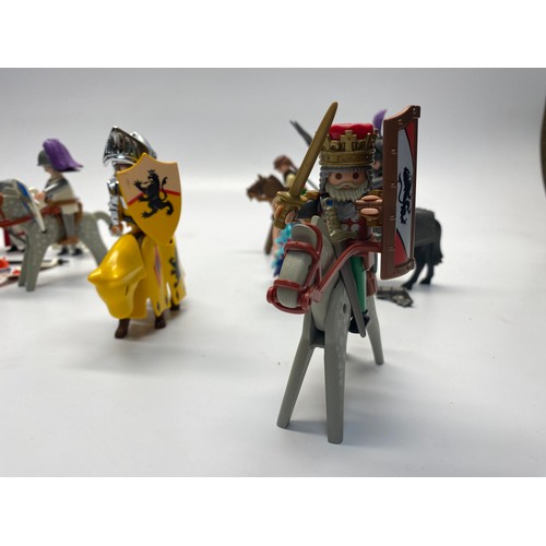 667 - collection of vintage playmobil figures including: King Arthur, Sir Lancelot, Queen Guinevere and Si... 