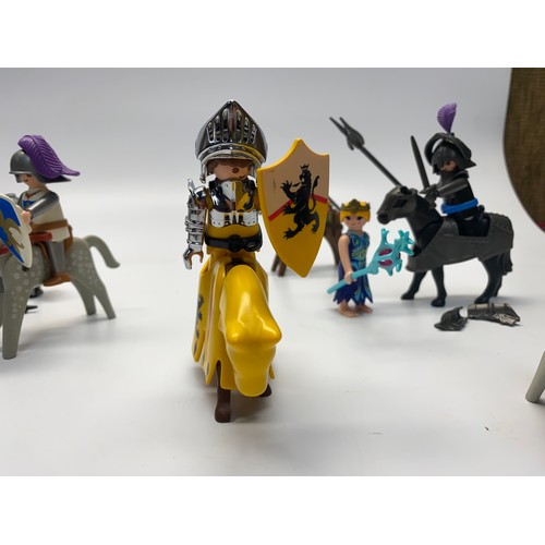 667 - collection of vintage playmobil figures including: King Arthur, Sir Lancelot, Queen Guinevere and Si... 