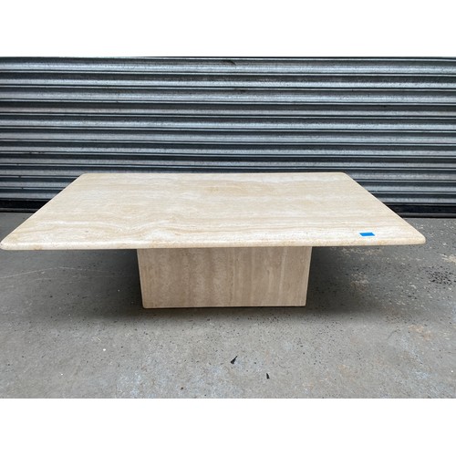 1071 - Large marble table: 120cm x 70cm.