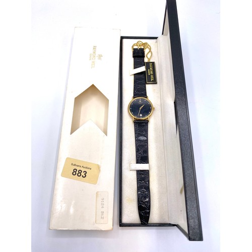 883 - A Raymond Weil 18k gold plated watch model 9124