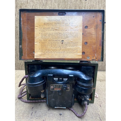 1208 - WW2 Cased Army Field Telephone Set F MK11 (working).