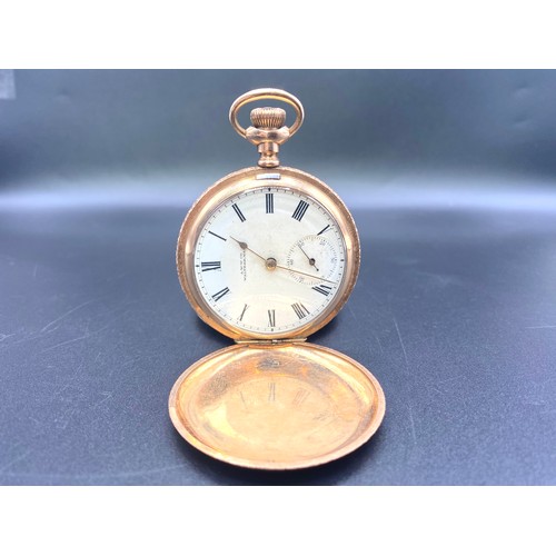 893 - As stunning yellow metal A.W.W Co Waltham mass Pocket watch, with a stag engraved to the rear. Seria... 