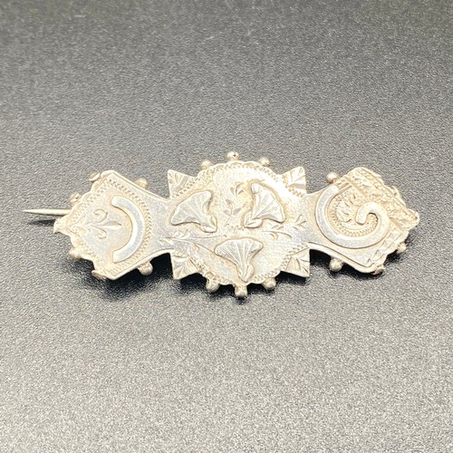 903 - Sterling silver brooch. Birmingham 1899 by Sharpe & Green.