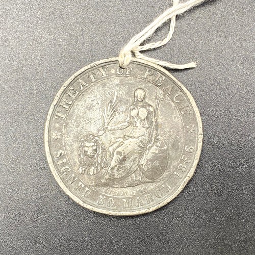 915 - Commemorative medal celebrating the end of the Crimea war and the treaty of peace March 1856.