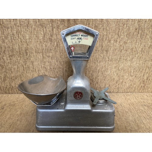 766 - Vintage Vandem hart ltd aluminium scales.