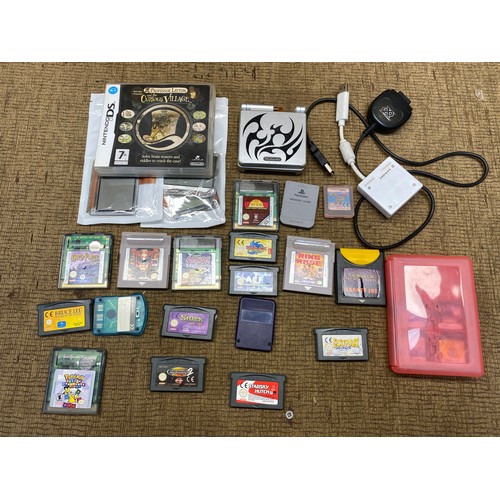 1254 - Collection of games including: DS and Gameboy.