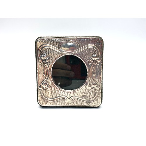 941 - Art nouveau Sterling silver picture frame, Birmingham 1998 by Ray Hall.