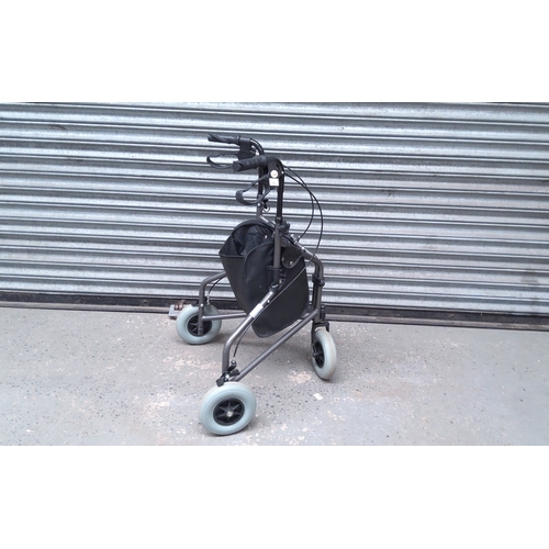 69 - U-Go mobility walking aid with shopping bag