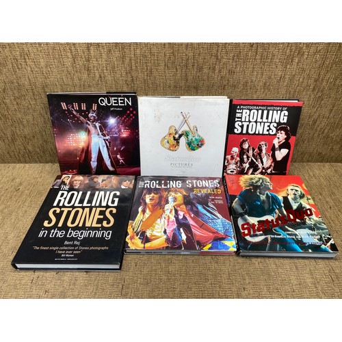 475 - 6 books on queen, the rolling stone and status quo.