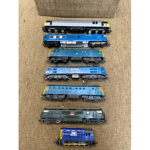 1131 - Hornby and Tri-Ang trains including 92026