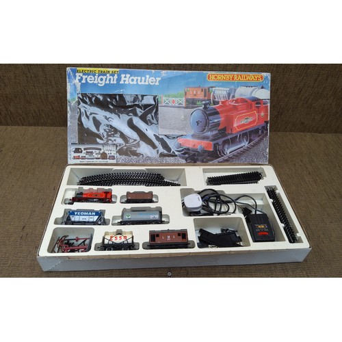 1155 - Hornby freight hauler R.851.