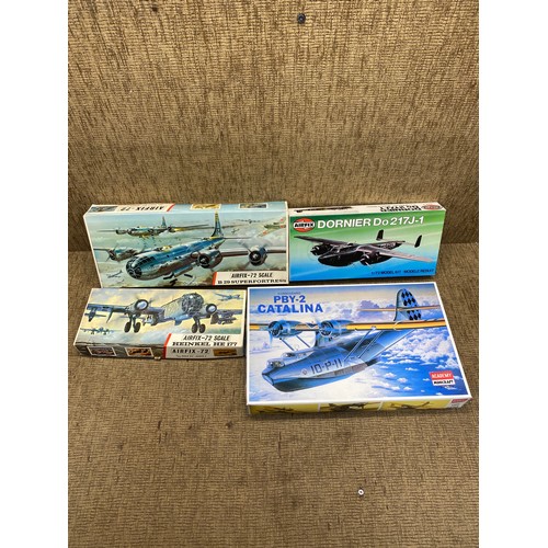 1204 - Collection of model kits including: Airfix and Minicraft.