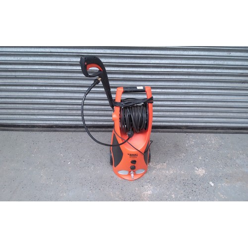 307 - Black & Decker power washer.