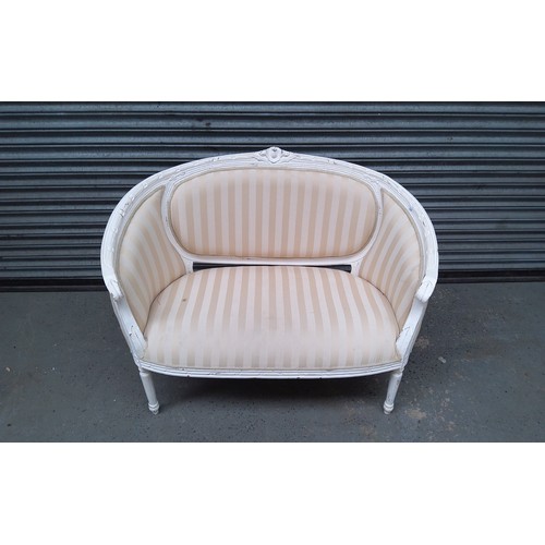 304 - Vintage cream silk fabric chaise lounge.