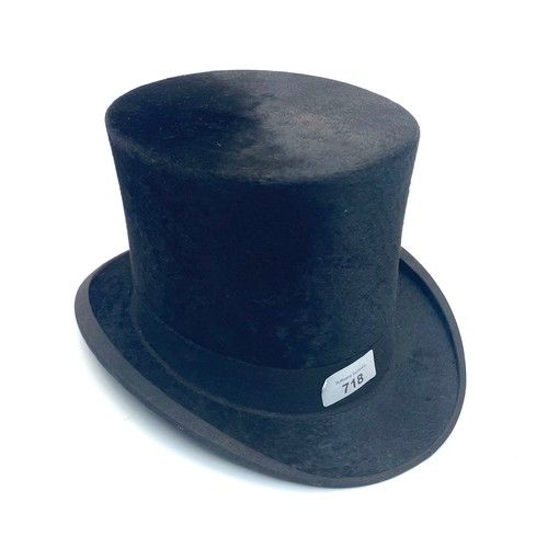 718 - Best Quality London 19th century top hat.