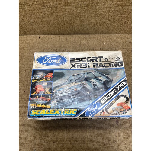 252 - Ford Escort XR3i Scalextric.