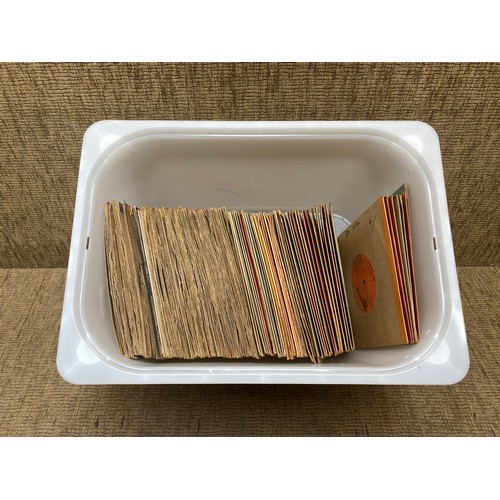 272 - Mixed collection of 45s records.