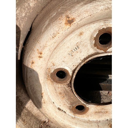 200 - Set of four Landrover series 3 wheels and tyres. 5.50f x 16 x33 with 205/80/r16 tires.