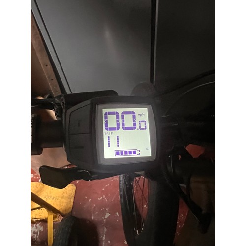 1053 - Whyte E-506 electric bike size small with compact charger , service book , Bosch motor 500watt batte... 