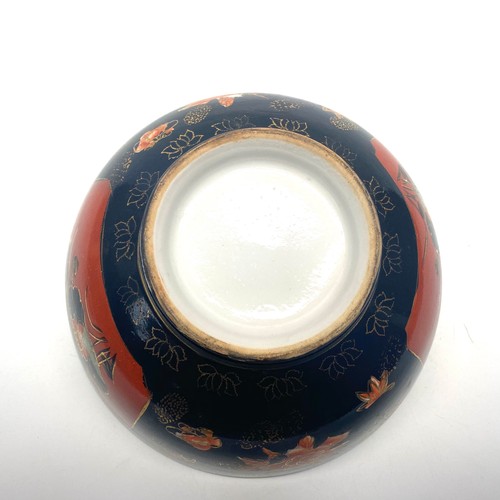 794 - Japanese bowl 25cm diameter.