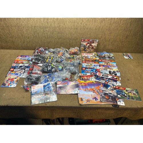 1047 - Large collection of LEGO.