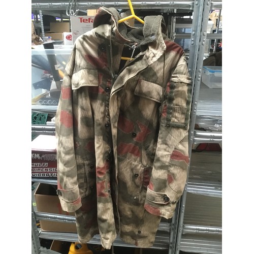 171 - heavy duty military jacket size 46.