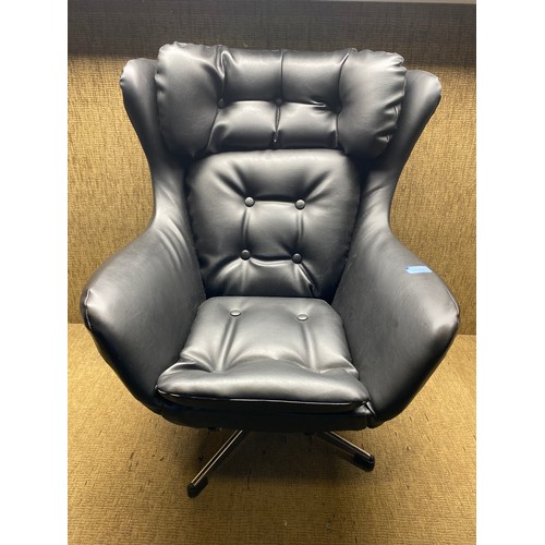Lot 1114      