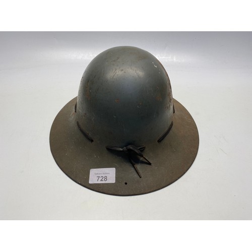 728 - British WWII Zuckerman helmet.