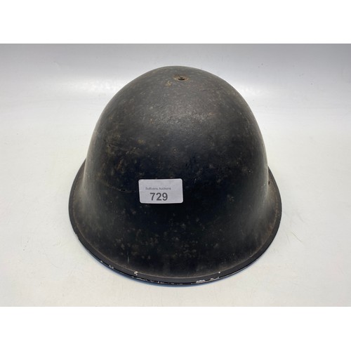 729 - British WWII MK3 turtle helmet.