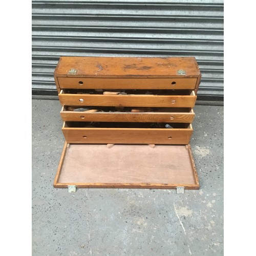 225 - Large carpenters tool chest in good condition.