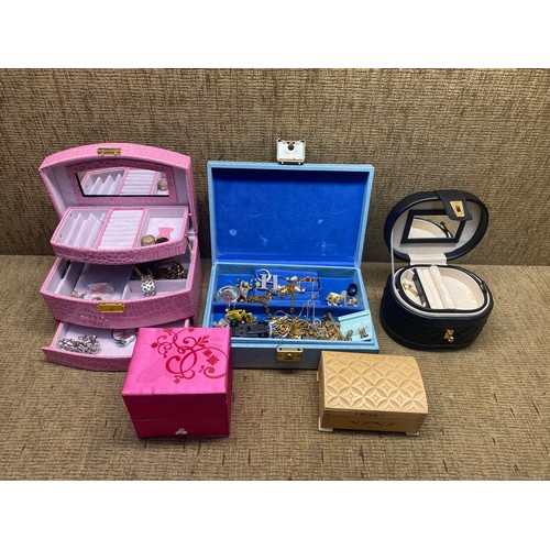 227 - Selection of costume jewellery and boxes.