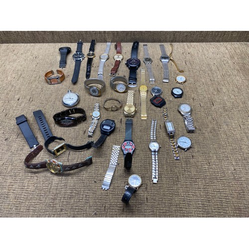 533 - Selection of watches.