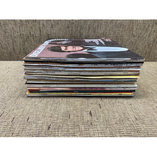 531 - Collection of vinyl LP records including: Neil Diamond, Shirley Bassey and Max Boyce.