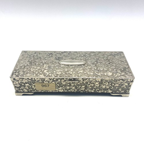967 - A stunning silver plated jewellery box with some Jewellery.
