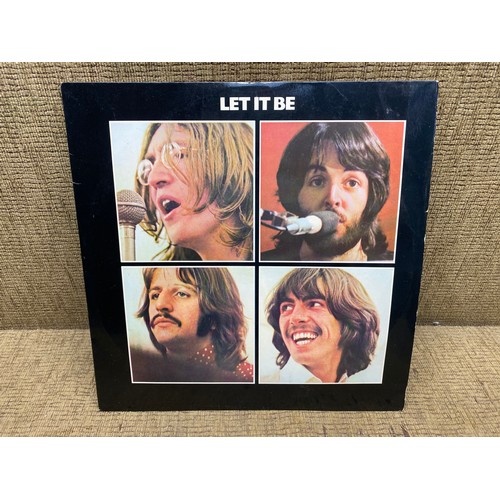 1077 - The Beatles: Let It Be Vinyl LP Record.