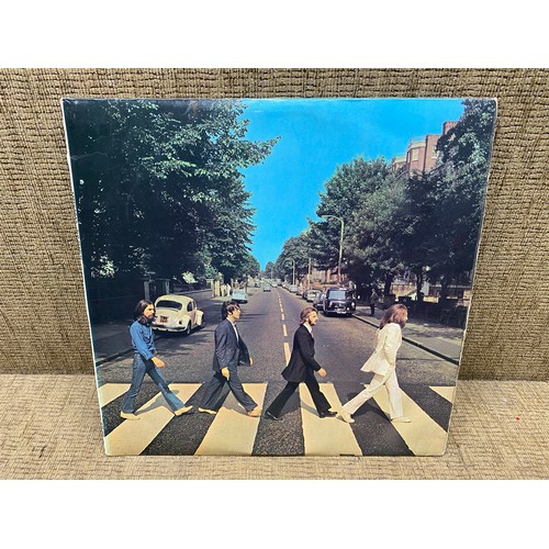 1082 - The Beatles: Abbey Road Vinyl LP Record.