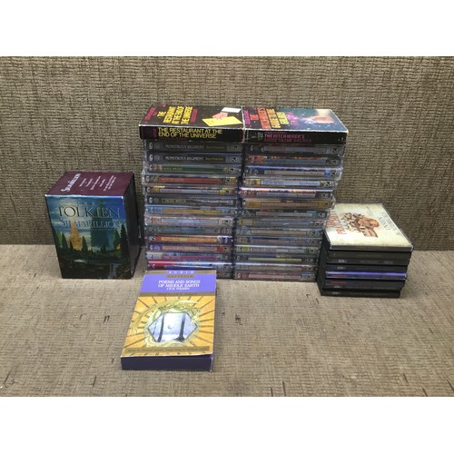 1100 - Terry Pratchett, Tolkien and other collectible cassette tape books.