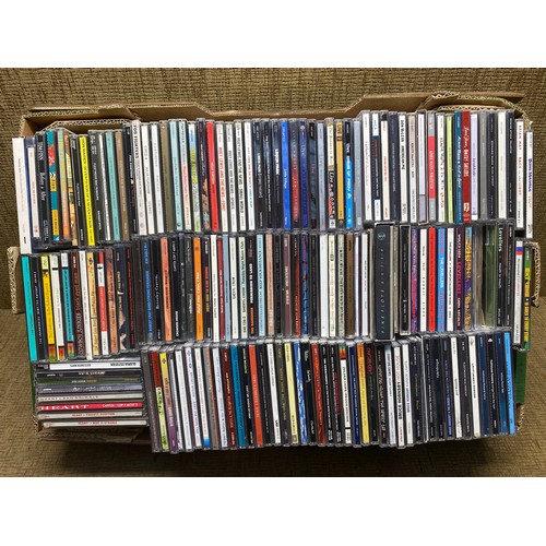 1106 - Large collection of CDs.