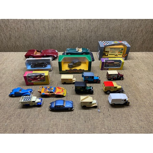 487 - Mixed selection of model cars including: Matchbox.