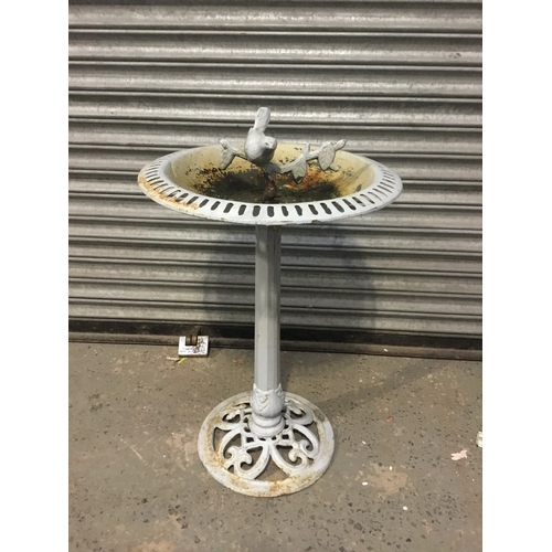 135 - Cast iron bird bath