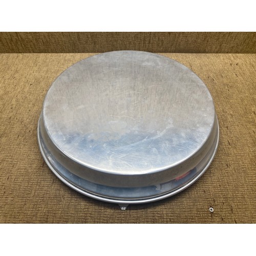 281 - sliver cake stand 41cm.