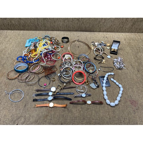 400 - Collection of costume Jewellery,watches and cufflinks.