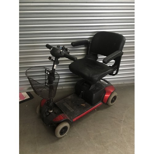 21 - Gogo elite traveller take apart mobility scooter (battery is untested MYOMU)