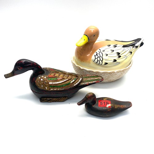 519 - Duck egg basket, duck storage box and a small duck.