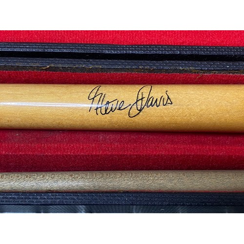 2C - 2 snooker cues, 1 Steven Davies signature and Atlas presentation cue.