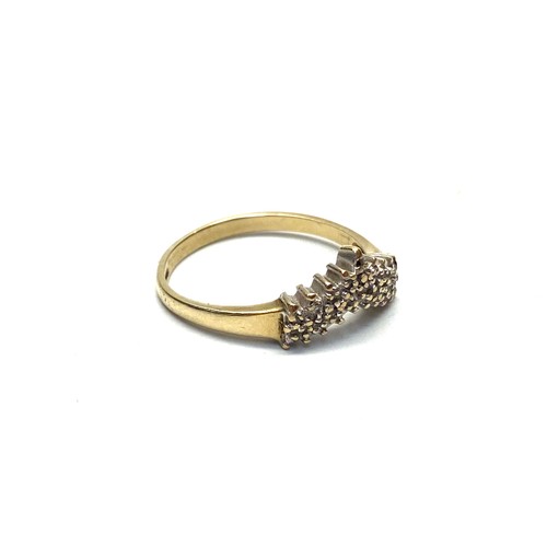 767 - 9ct gold ring size T, 2.6g.