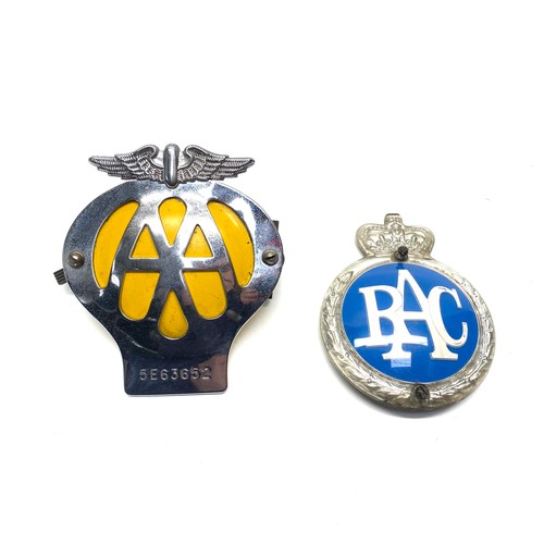 601 - 2 vintage car badges RAC and AA.