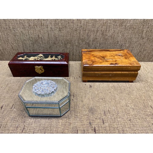 467 - 3 vintage jewellery boxes.