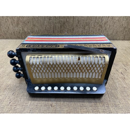 999F - hohner Accordion.